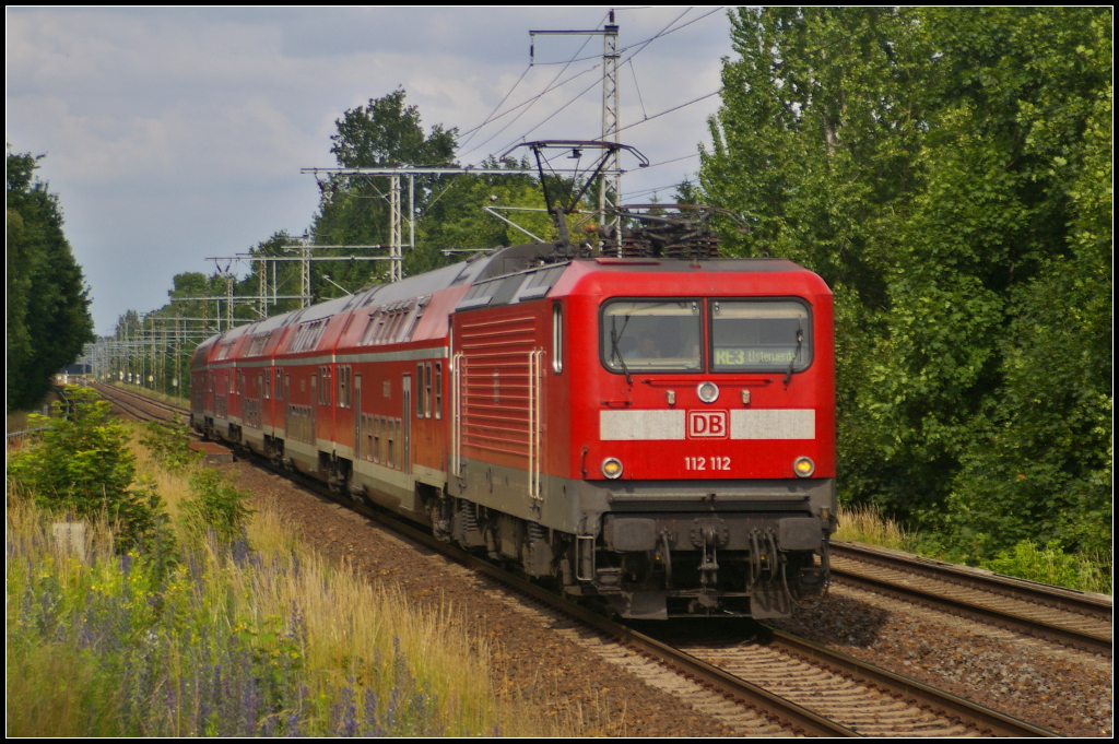 DB Regio 112 112 mit RE3 Elsterwerda am 16.06.2014 durch Panketal-Röntgental