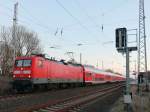 112 121 mit dem  RE 3 von Eberswalde (wegen Bauarbeiten in Berlin) nach Stralsund am 19. Mrz 2016 im Haltepunkt Nechlin im Bundesland Brandenburg.