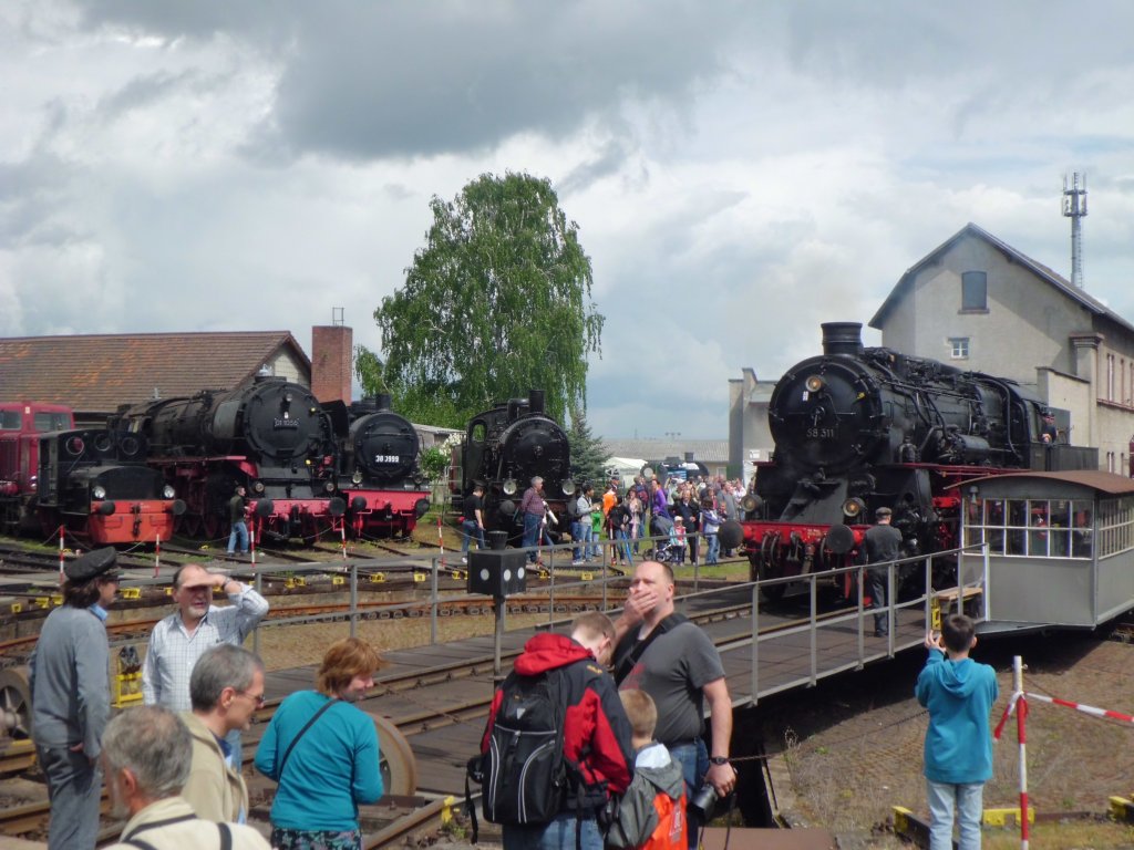 58 311(Ulmer Eisenbahnfreunde),G8 4981 Mainz,38 3999und01 1056 bei den Bahnwelttagen 2013