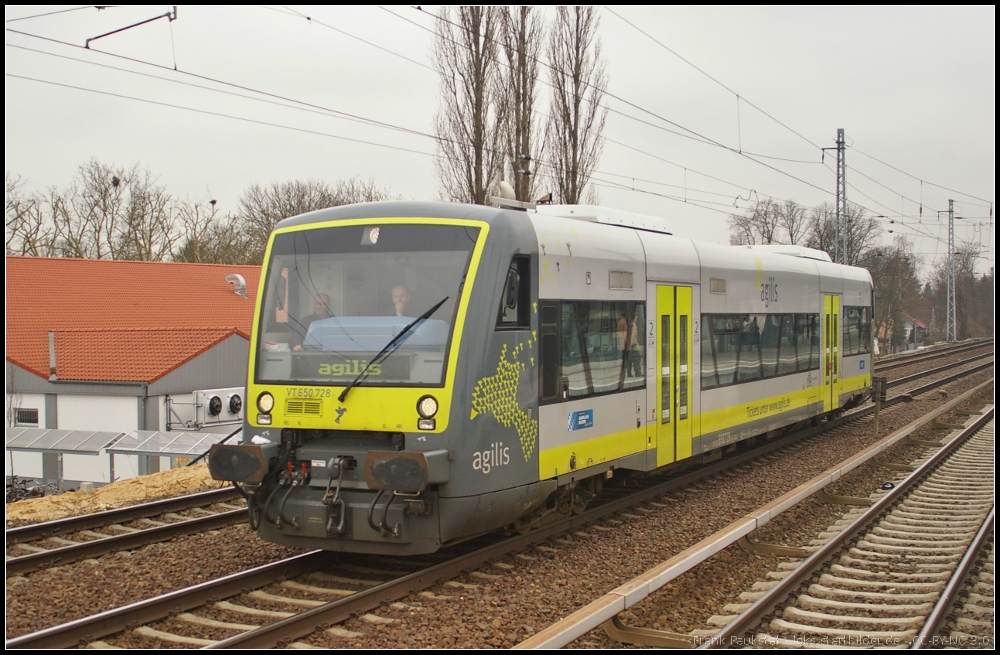 agilis VT 650 728  Bahnland Bayern  am 18.02.2013 auf dem Weg zu Stadler in die Wartung, hier Hhe Berlin-Karow