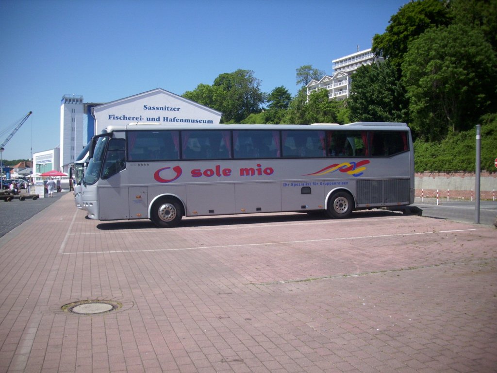 Bova Futura von O Sole Mio aus Deutschland im Stadthafen Sassnitz.