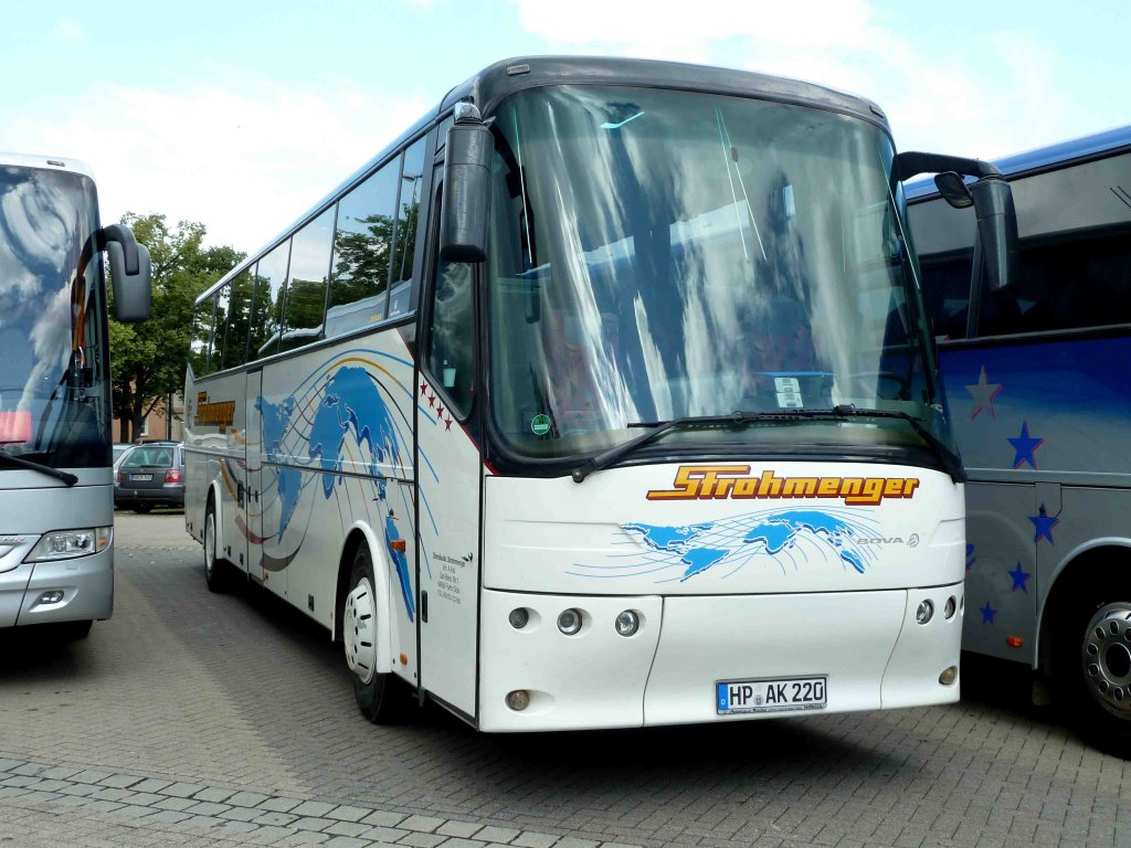 Bova von  STROHMENGER  steht auf dem Busplatz von Wernigerode, Juli 2012