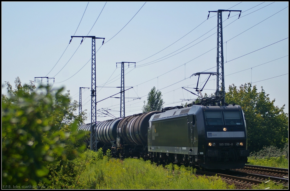 CFL 185 556 mit einem Kesselzug am 27.07.2012 in Berlin Wuhlheide