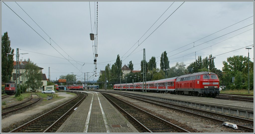 DB 218 418-0 mit einem Nahverkehrszug in Lindau.
19. Sept. 2011