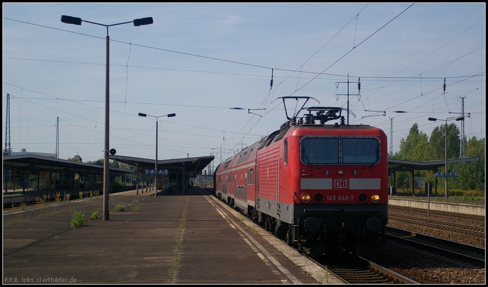 DB Regio 143 642-7 mit dem RE7 am 10.09.2012 in Berlin Schönefeld Flughafen
<p>
++ 27.03.2019 bei Fa. Bender, Opladen