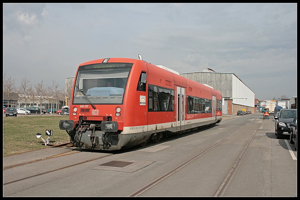 DB Regio 650 105-9 auf berfhrungsfahrt (ex 650 105-0, ex DB ZugBus Regionalverkehr Alb-Bodensee (RAB), NVR-Nummer 9580 0 650 105-9 D-DB, REV FKX 12.10.06, gesehen Berlin-Reinickendorf 26.03.2010)