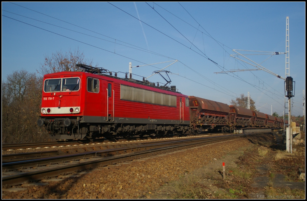 DB Schenker 155 178 mit einem Erzzug am 14.11.2012 in Berlin Wuhlheide