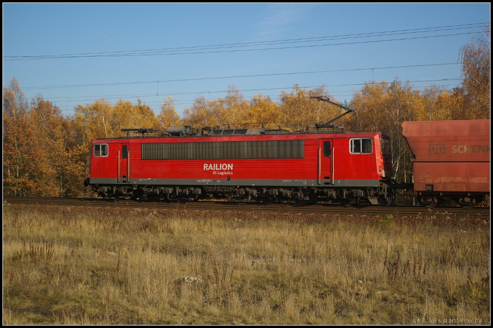 DB Schenker 155 181-1 war einige Zeit abgestellt. Am 14.11.2012 konnte sie mit Schüttgut in der Berliner Wuhlheide gesichtet werden.