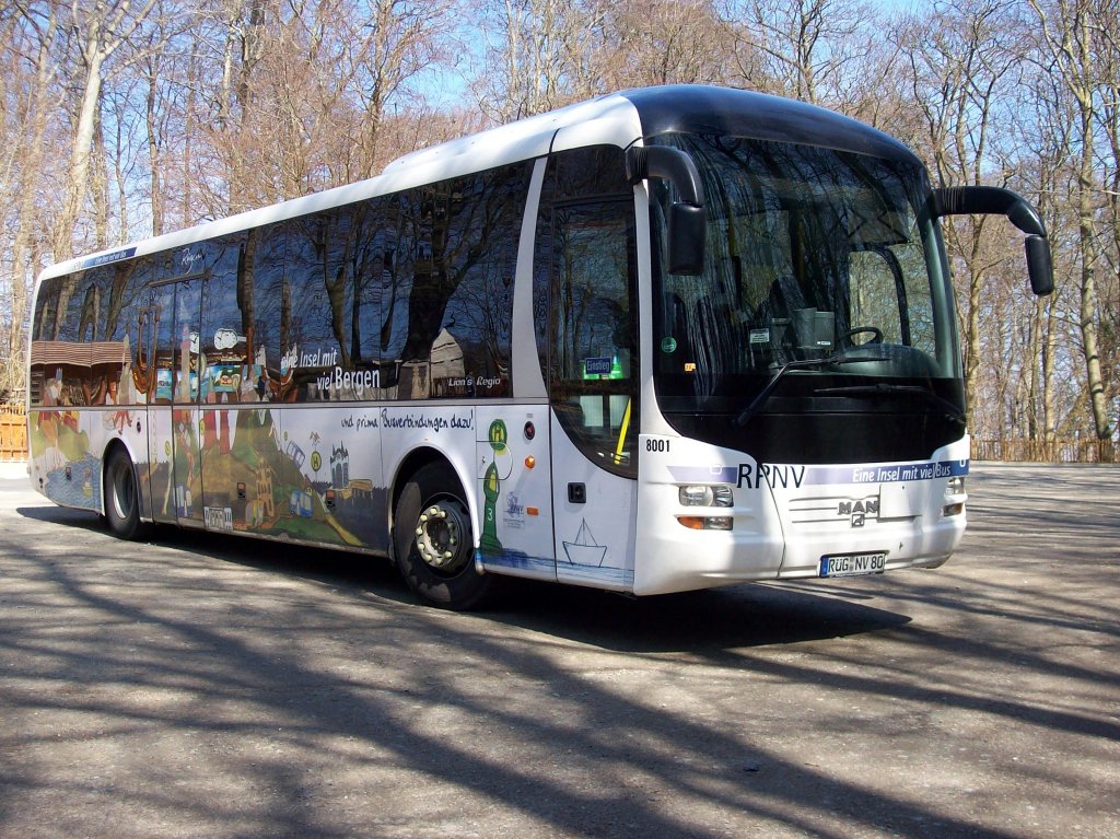 Ein MAN Lion's Regio des PNV's auf Rgen am Parkplatz Knigsstuhl.