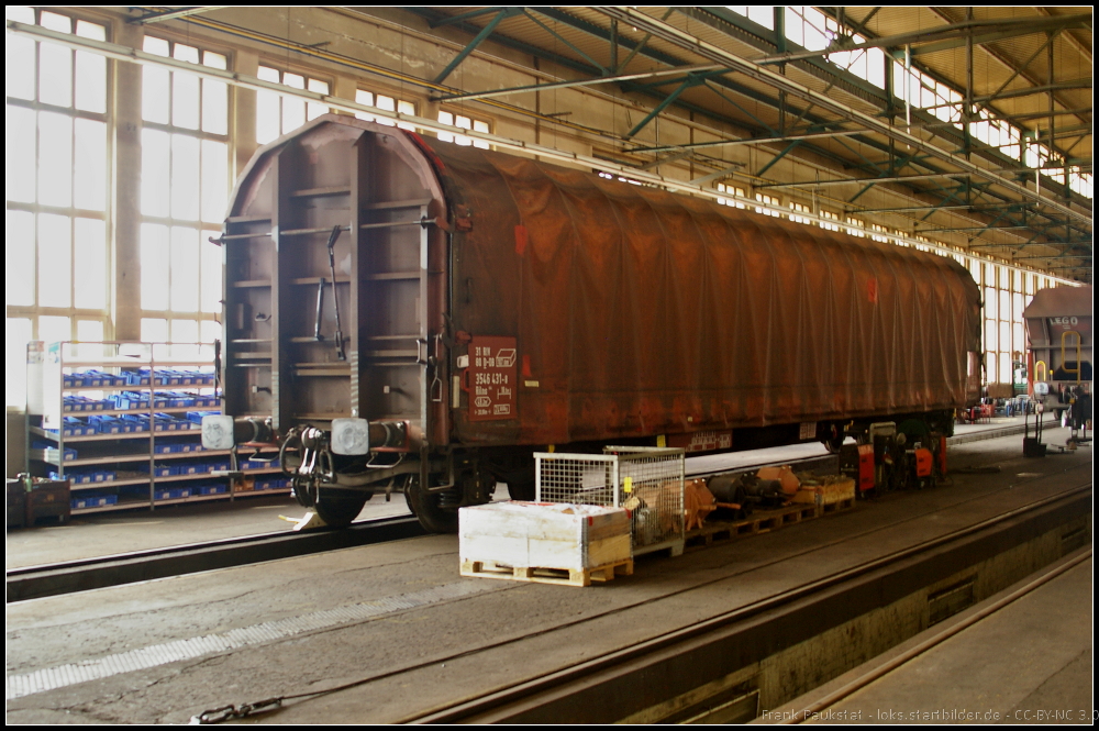 Ein Rilns 654 in den heiligen Hallen (NVR-Nummer 31 80 3546 431-8 D-DB,  135 Jahre Werk Eberswalde - Tradition mit Zukunft , 08.06.2013)