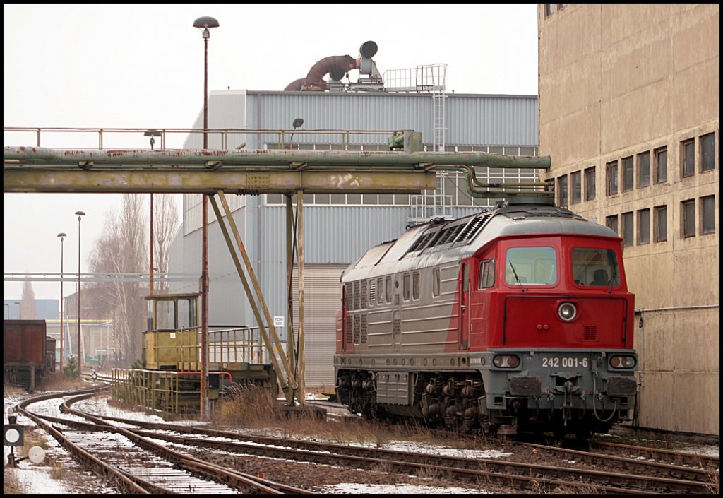 EKO 42 legt zu Weihnachten eine verdiente Ruhepause ein (NVR-Nummer 9280 1242 001-6 D-EKO, Lugansk 1976/0001, Eigentum Privat; ex DB 242 001-6, ex DR 142 001-7, gesichtet Eisenhüttenstadt 24.12.2009 - 10.03.1995 Ausmusterung Stralsund, Reaktivierung 2000)