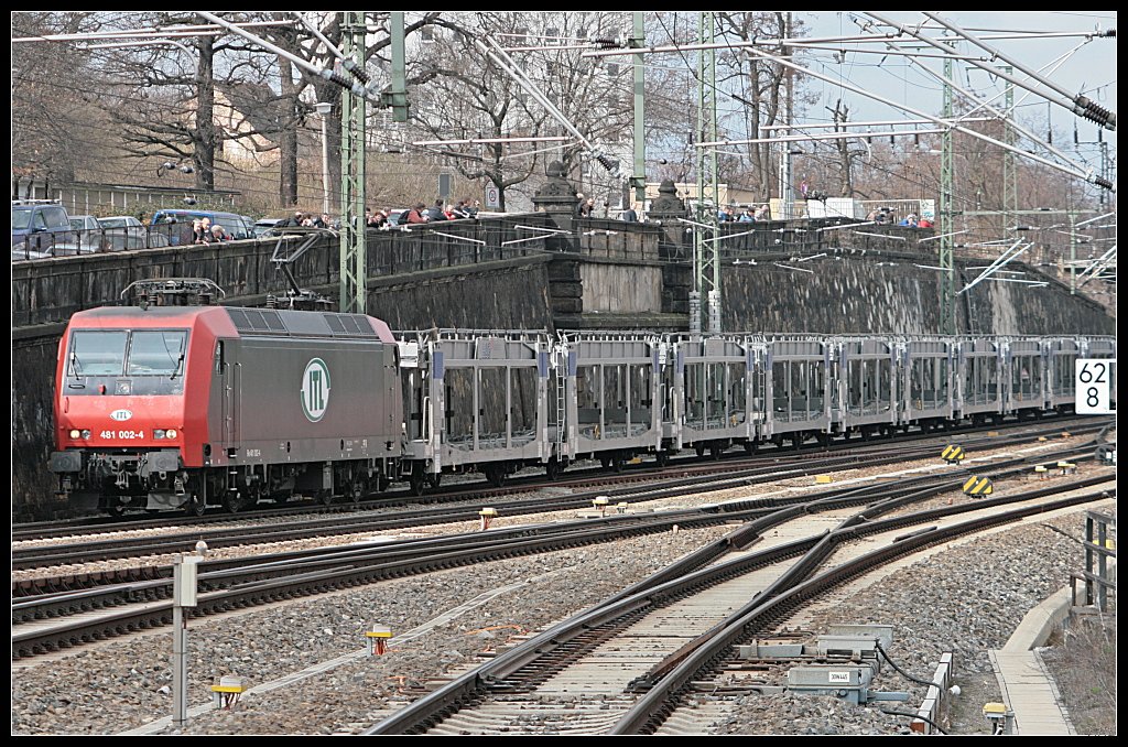 ITL 145 084-0 / Re 481 002 mit Autotransporter Richtung Tschechien (Dresden Hbf 27.03.2010)