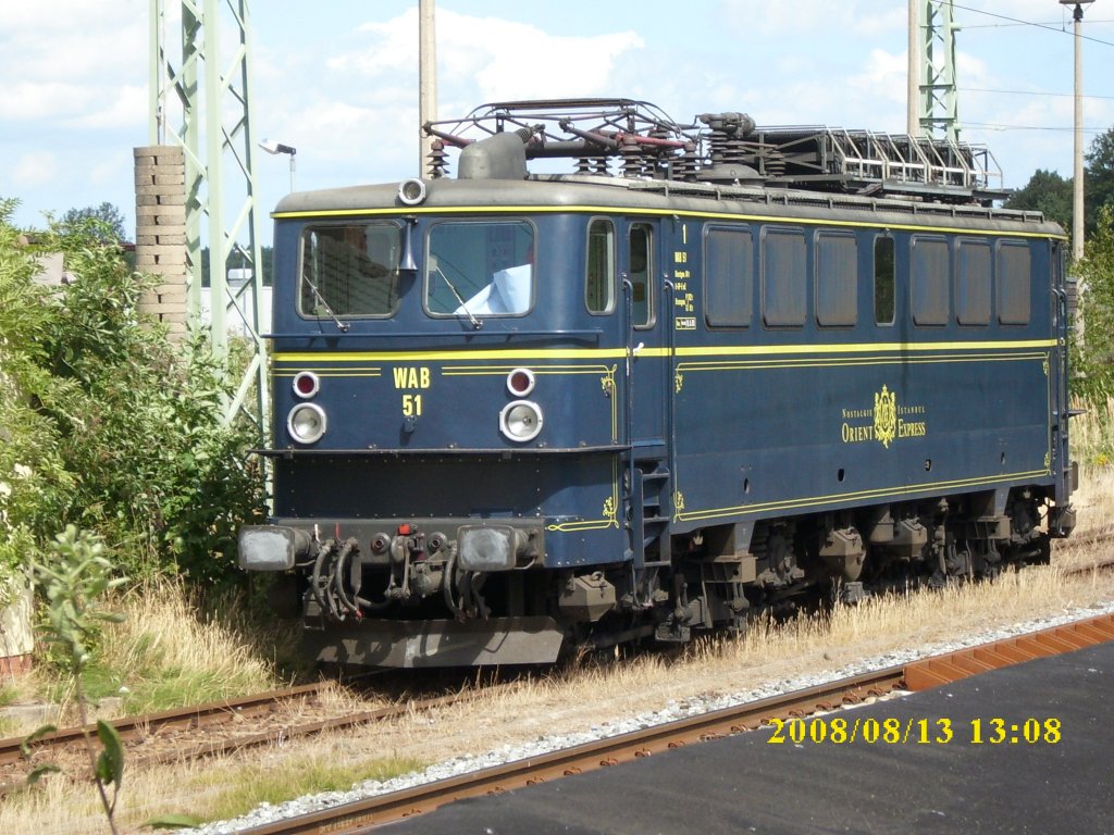 Lngst nicht mehr auf Rgen anzutreffen sind die Holzroller von der WAB.Am 13.August 2008 stande der Holzroller Nr.51 in Bergen/Rgen.