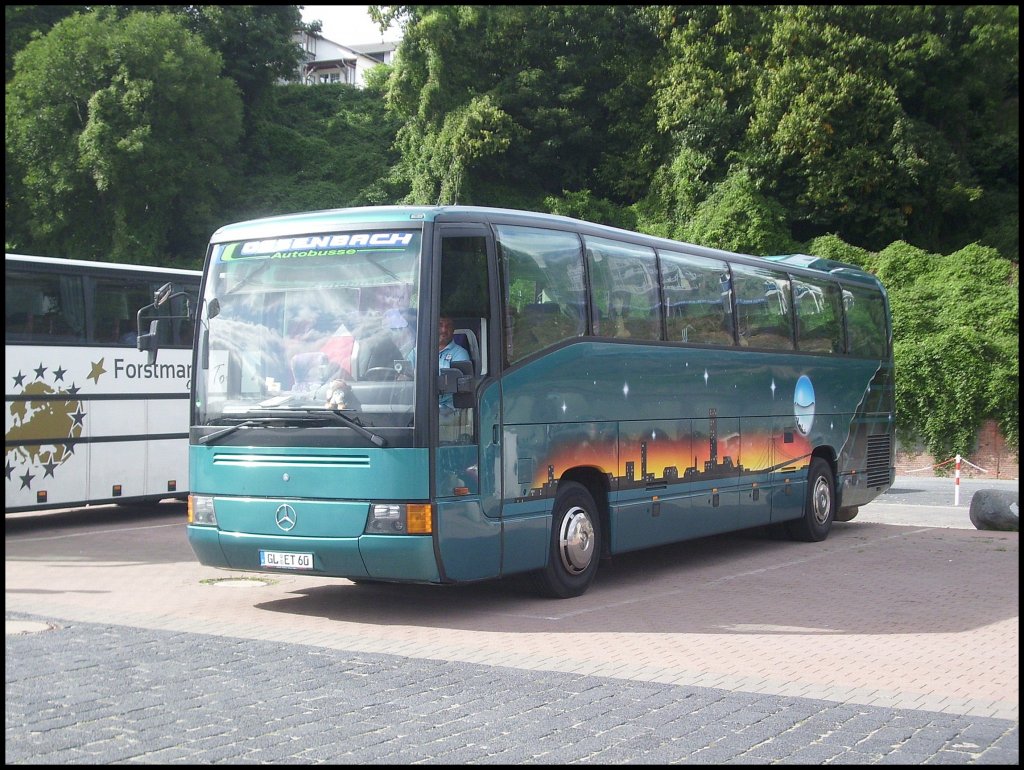 Mercedes O 404 von Ossenbach aus Deutschland im Stadthafen Sassnitz.