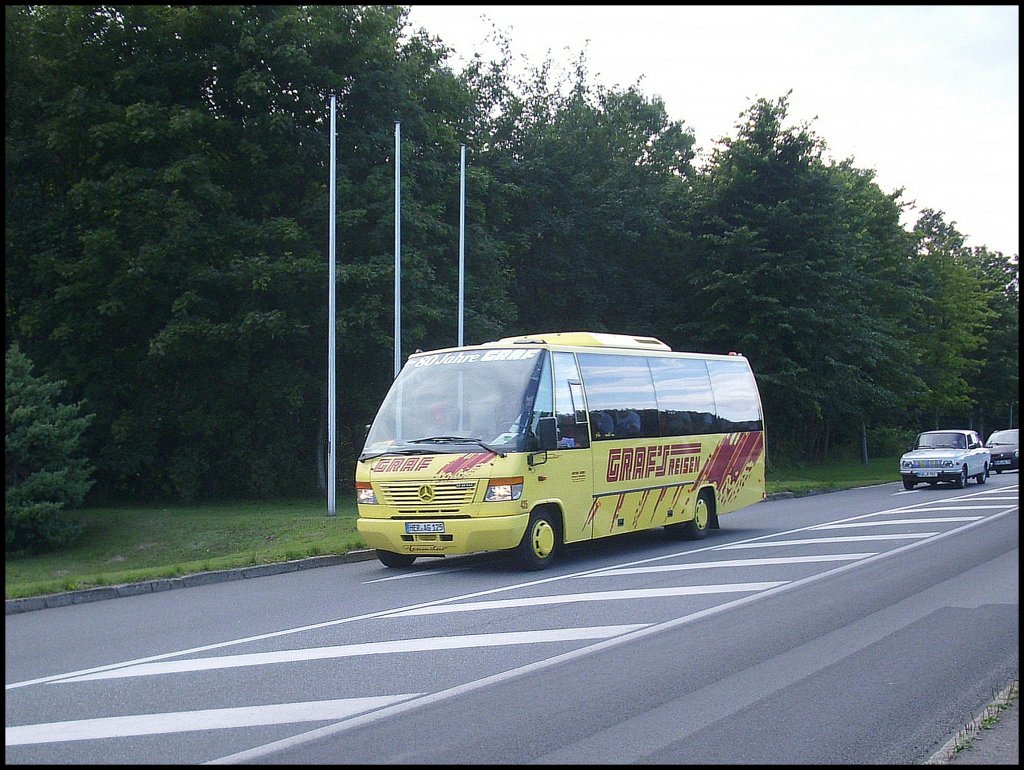 Mercedes Teamstar von Graf's Reisen aus Deutschland in Sassnitz.