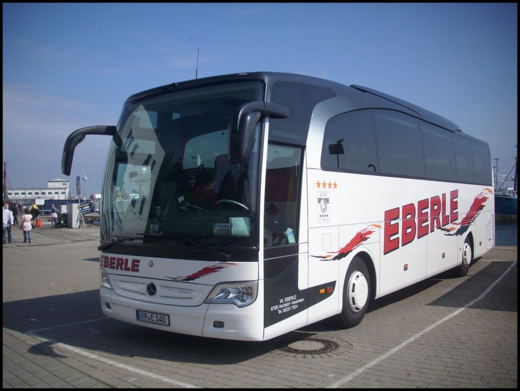 Mercedes Travego von Eberle aus Deutschland im Stadthafen Sassnitz.