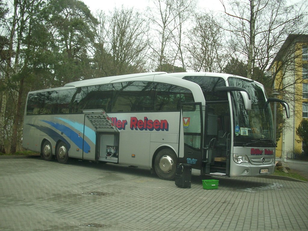 Mercedes Travego von Mller Reisen in Binz.