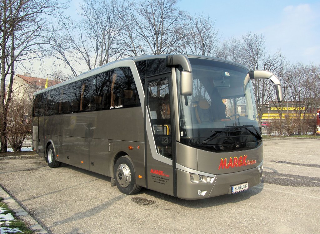 Nagelneuer OTOKAR/MAN Reisebus vom Reisebro MAREK aus Niedersterreich,Krems,28.3.2013.