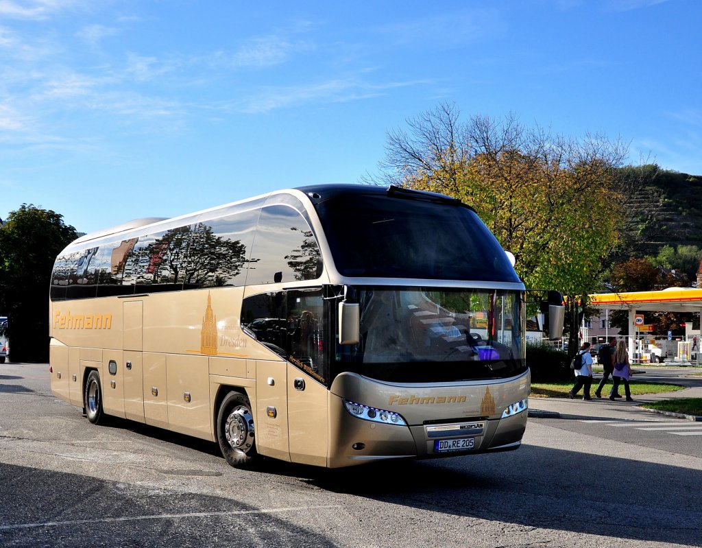 NEOPLAN CITYLINER von FEHMANN Reisen aus Dresden/Deutschland am 5.10.2012 in Krems an der Donau.