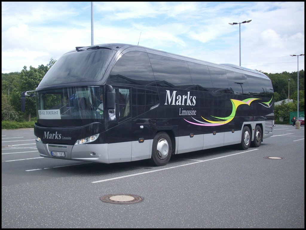 Neoplan Cityliner von Marks Limousine aus Schwedenin Bergen.