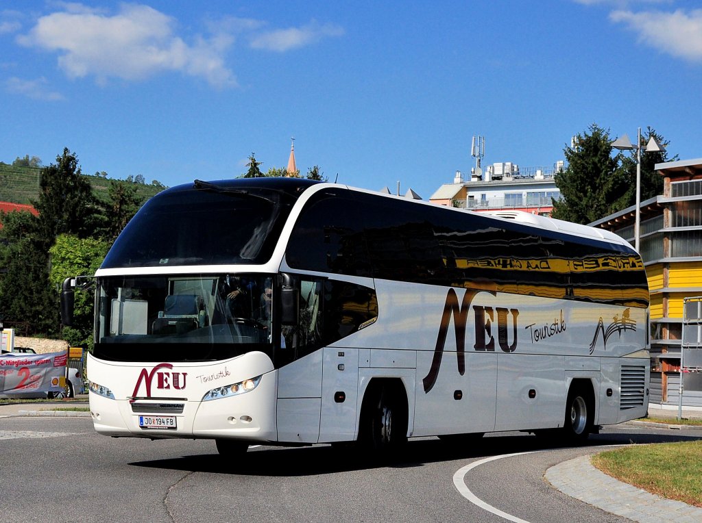 NEOPLAN CITYLINER von NEU Touristik aus sterreich im Sept. 2012 in Krems.