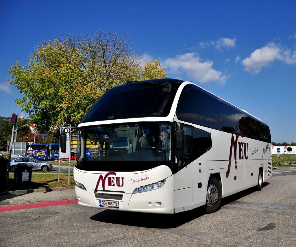 NEOPLAN CITYLINER von NEU Touristik aus sterreich im Sept. 2012 in Krems.