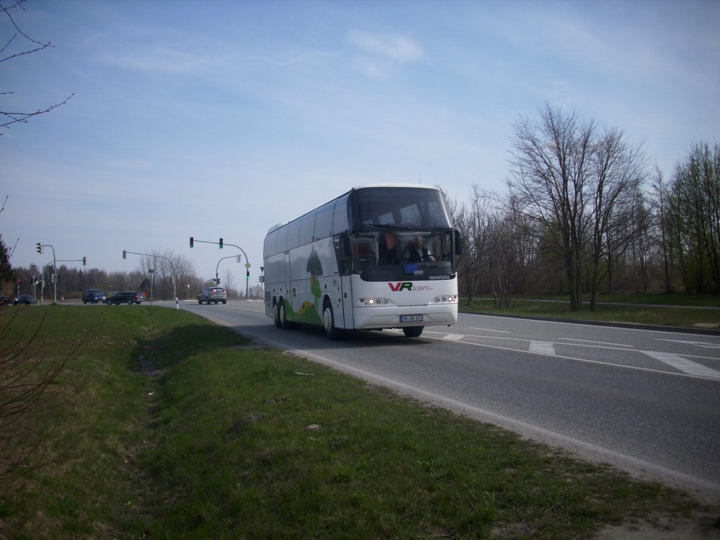 Neoplan Cityliner von VR-Tours aus Deutschland in Sassnitz.