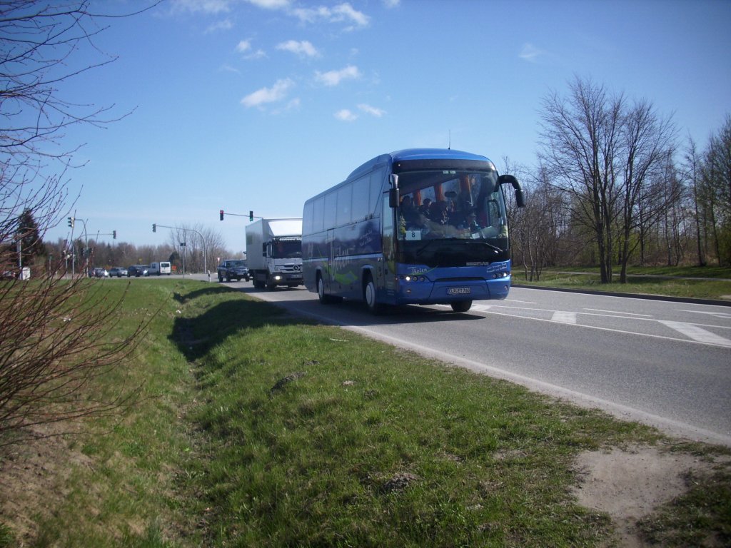 Neoplan Tourliner von Tholen aus Deutschland in Sassnitz