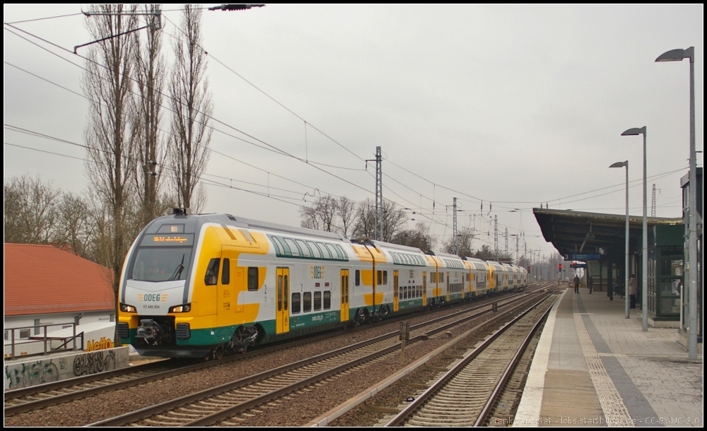 ODEG ET 445.104 mit dem Schadzug ET 445.103 am 18.02.2013 auf dem Weg nach Eberswalde Hhe Berlin-Karow