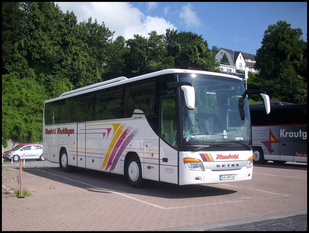 Setra 415 GT-HD von Haubold-Hecklingen aus Deutschland im Stadthafen Sassnitz.