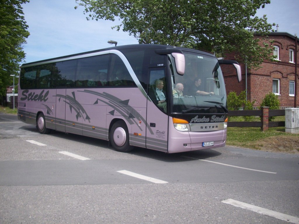 Setra 415 HD von Andre Stiehl aus Deutschland in Sassnitz.