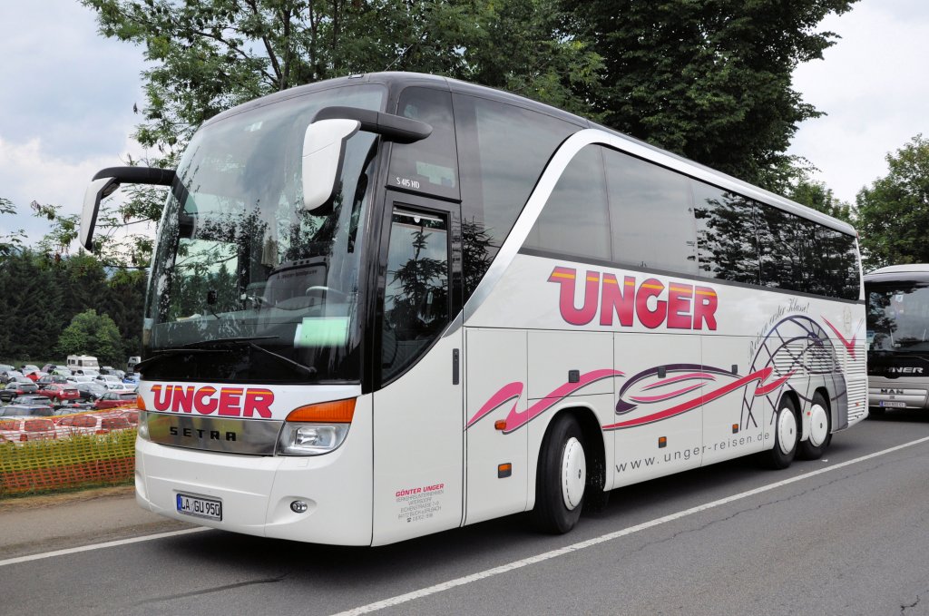 SETRA 415 HD von G�nter UNGER Reisen aus der BRD bei der Airpower13 in Zeltweg/28.6.2013.