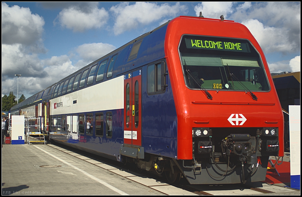 Umgebauter DPZ zum DPZplus der S-Bahn Zrich auf der InnoTrans 2012 in Berlin