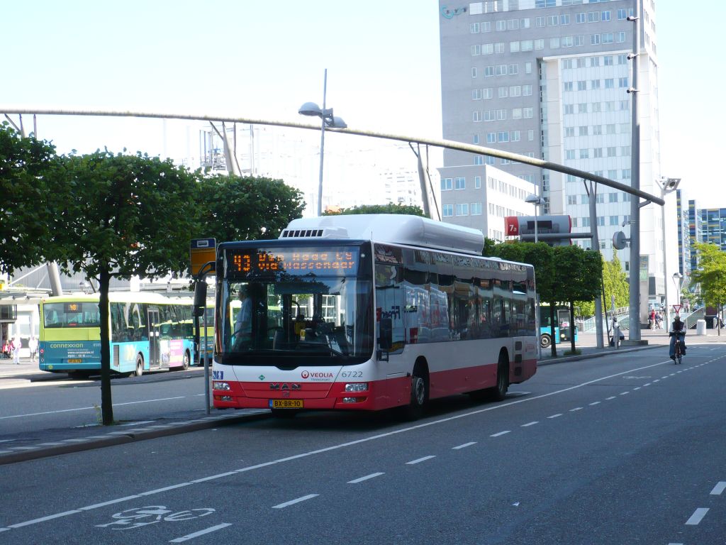 Veolia Bus 6722 MAN Lion's city Baujahr 2009. Stationsplein, Leiden 03-08-2012.