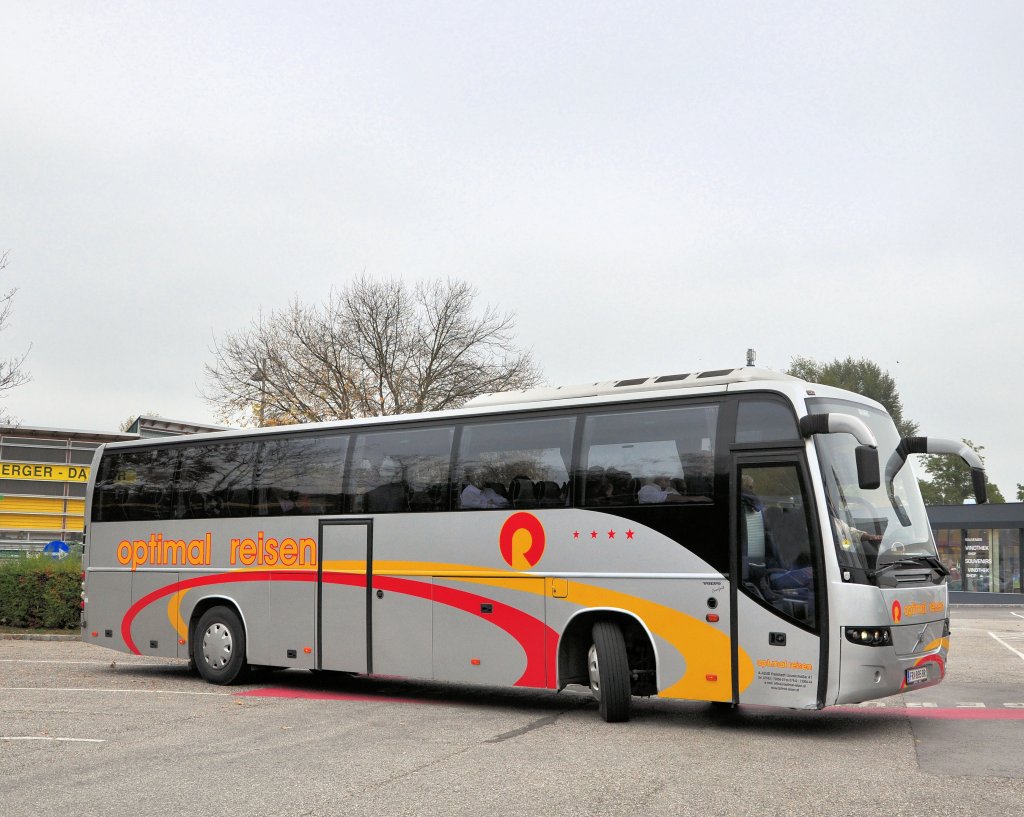 VOLVO 9700 von OPTIMAL Reisen aus Freistadt in Obersterreich,Krems,Oktober 2012.