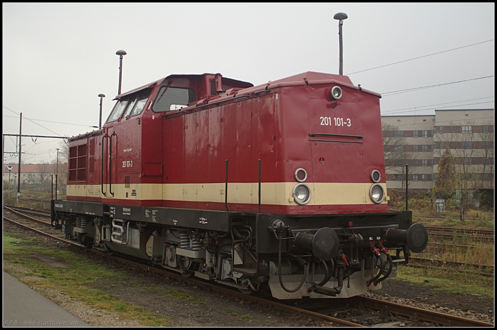 WFL 201 101-3 in der Sonntagsruhe bevor es wieder in den Arbeitseinsatz geht (NVR-Nummer 98 80 3201 101-3 D-WFL, Eingestellt bei Mannsfelder Bergwerksbahn e.V., Eigentum IG Dampflok Nossen e.V., gesehen Berlin Nöldnerplatz 21.11.2010)