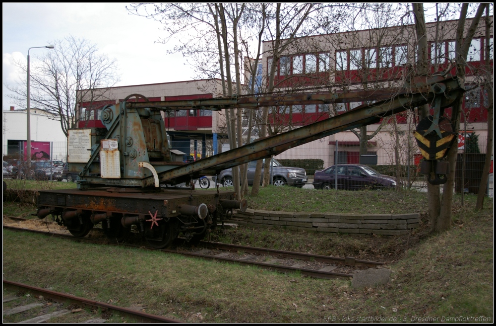 Zum Bestand des Verkehrsmuseums Dresden gehört auch dieser Eisenbahndrehkran, gebaut von der Maschinenfabrik Mohr & Federhaff Mannheim. Leider gibt es keine weiteren Daten zu dem Kran (gesehen beim 3. Dresdner Dampfloktreffen Dresden Altstadt 02.04.2011)