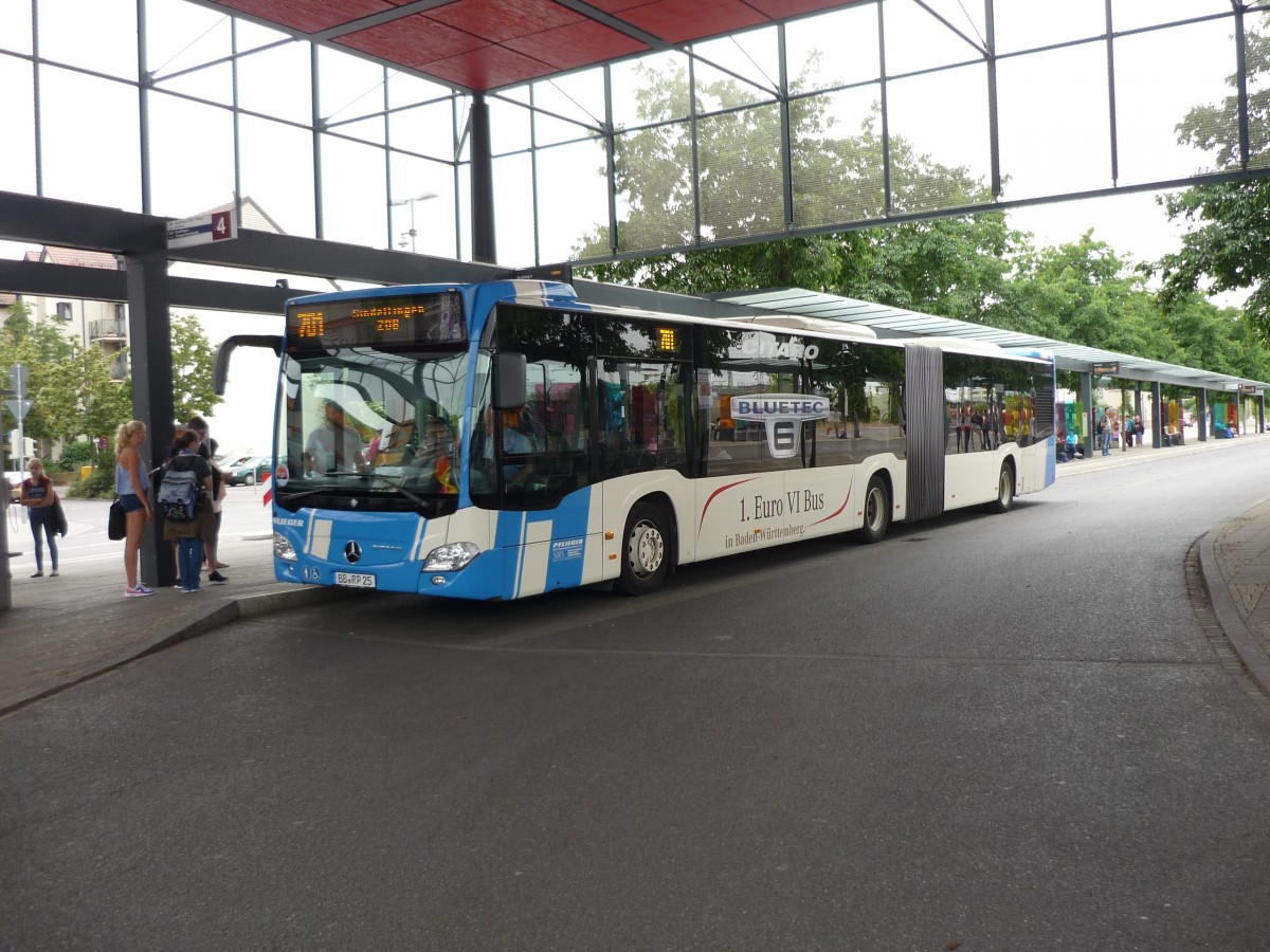 1. MB-Citaro Gelenkbus C2 mit Euro6 Motor in Bblingen am ZOB , der Fa. Pflieger, Bblingen