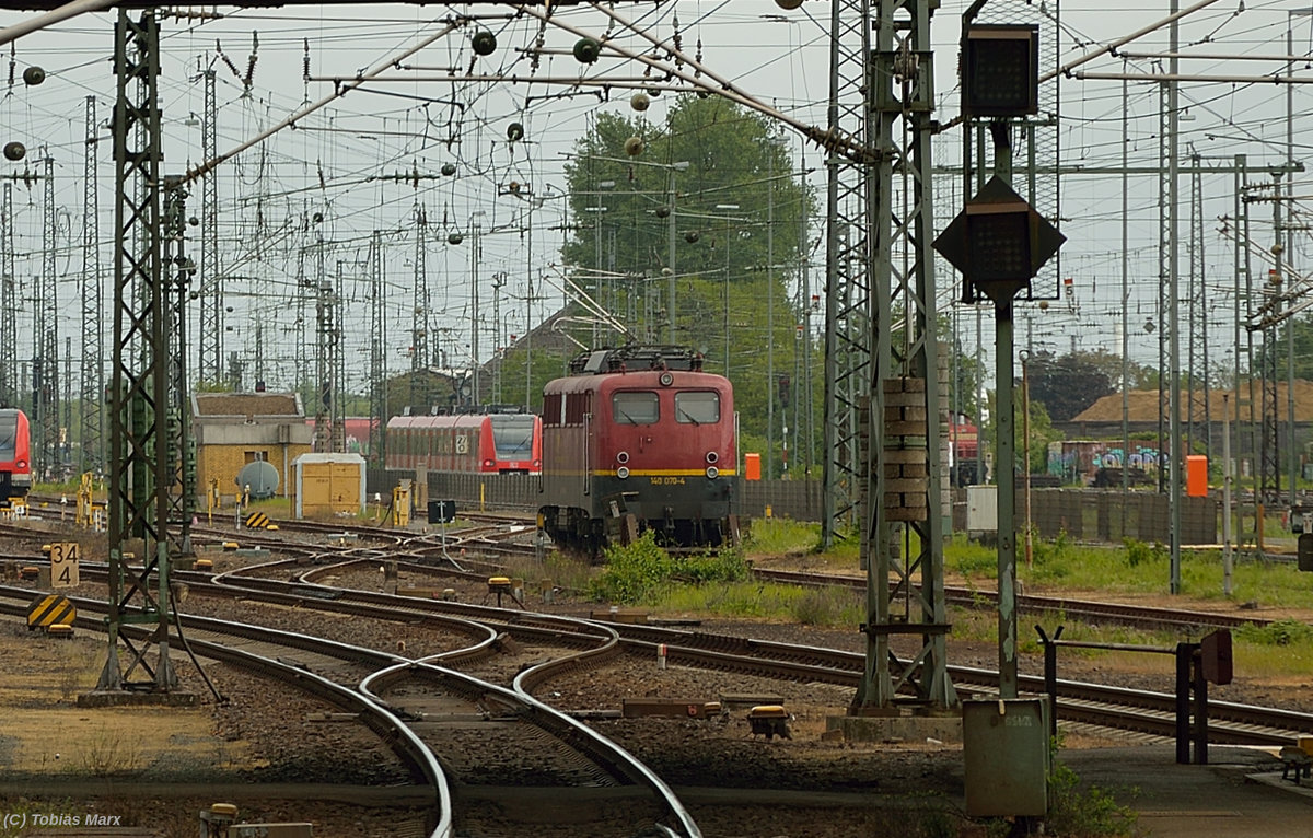 140 070 stand am 14.05.2016 abgestellt im Darmstädter Gbf.