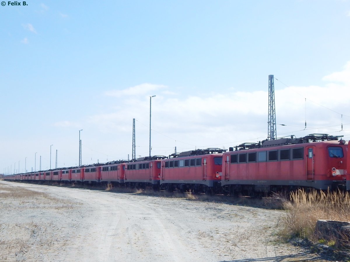 140er und 151er in Mukran am 09.04.2016