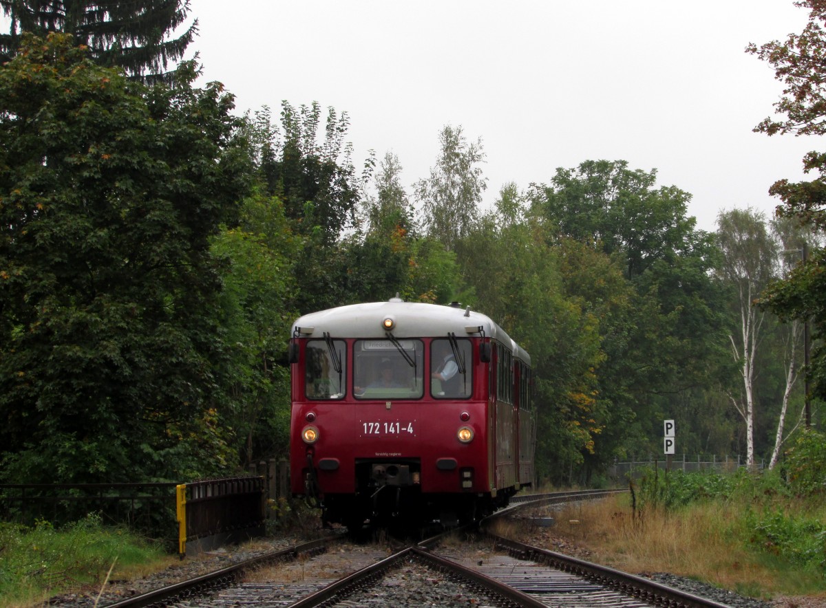 172 141-4 und 172 140-6 bei der Einfahrt in Waltershausen am 21.09.2014