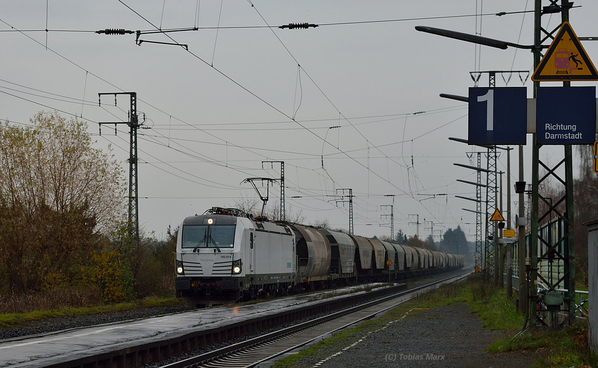 193 814 bei der Durchfahrt am 26.11.2014 durch Weiterstadt
