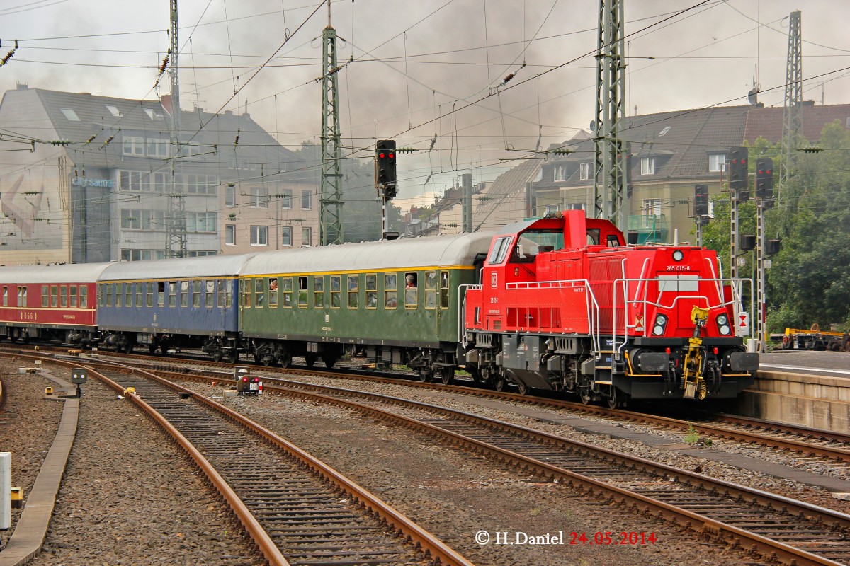 265 015-8 am 24.05.2014 in Düsseldorf Hbf.