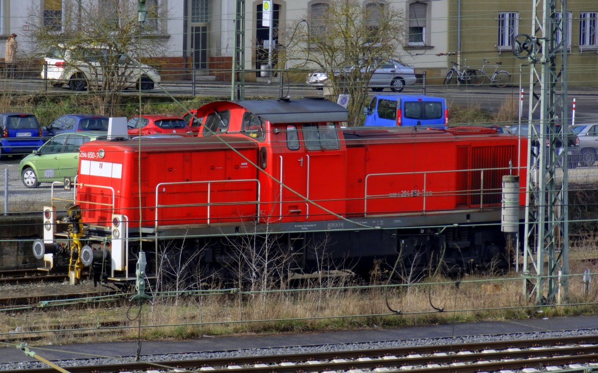 294-650 steht in Bamberg abgestellt.
Aufgenommen im Februar 2014.