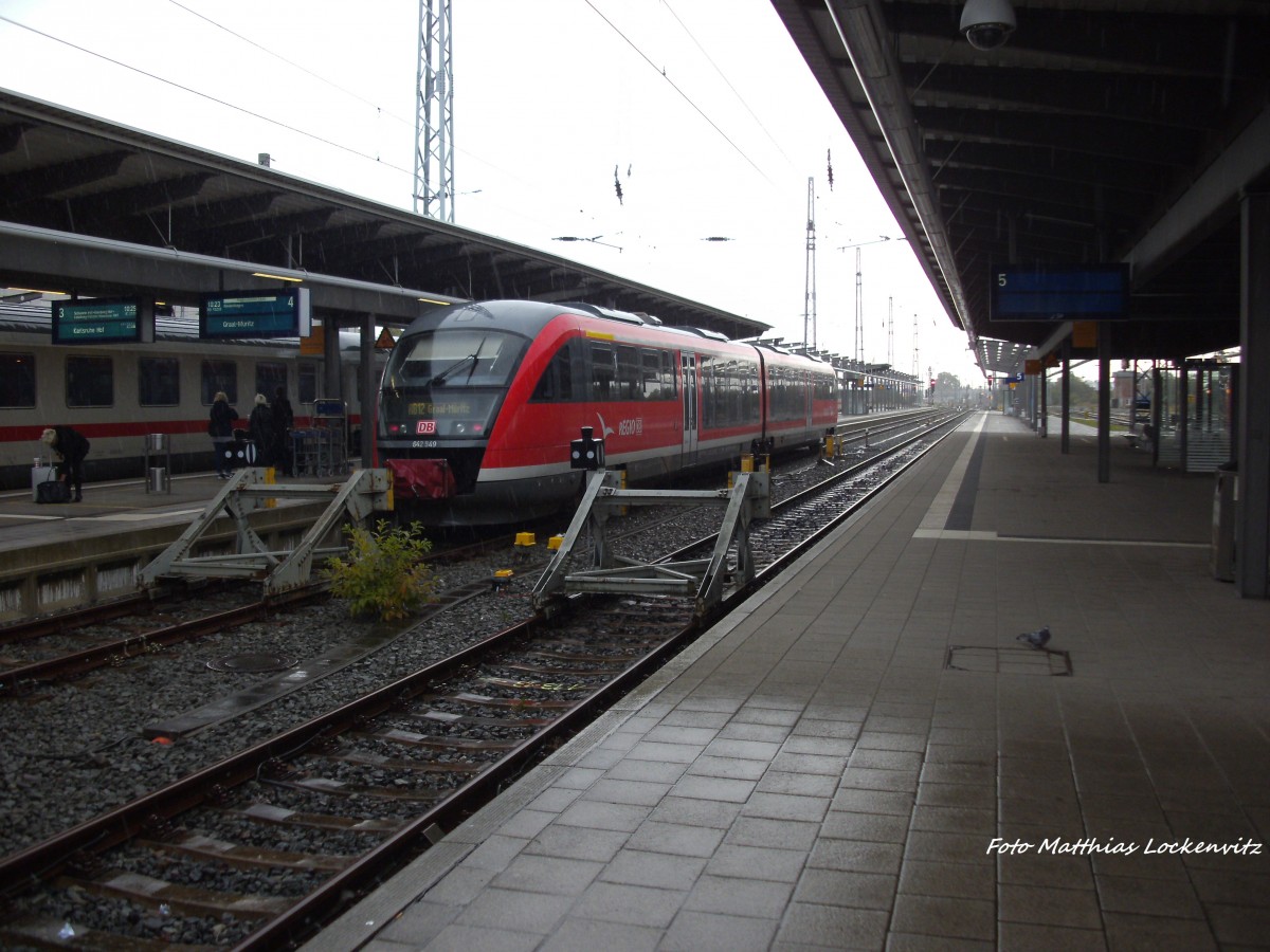 642 059/559 als RB12 mit ziel Graal-M�ritz im Bahnhof Rostock Hbf am 27.9.13