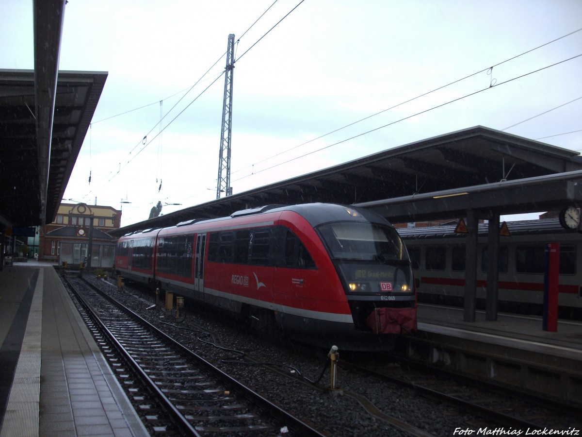 642 059/559 als RB12 mit ziel Graal-M�ritz im Bahnhof Rostock Hbf am 27.9.13