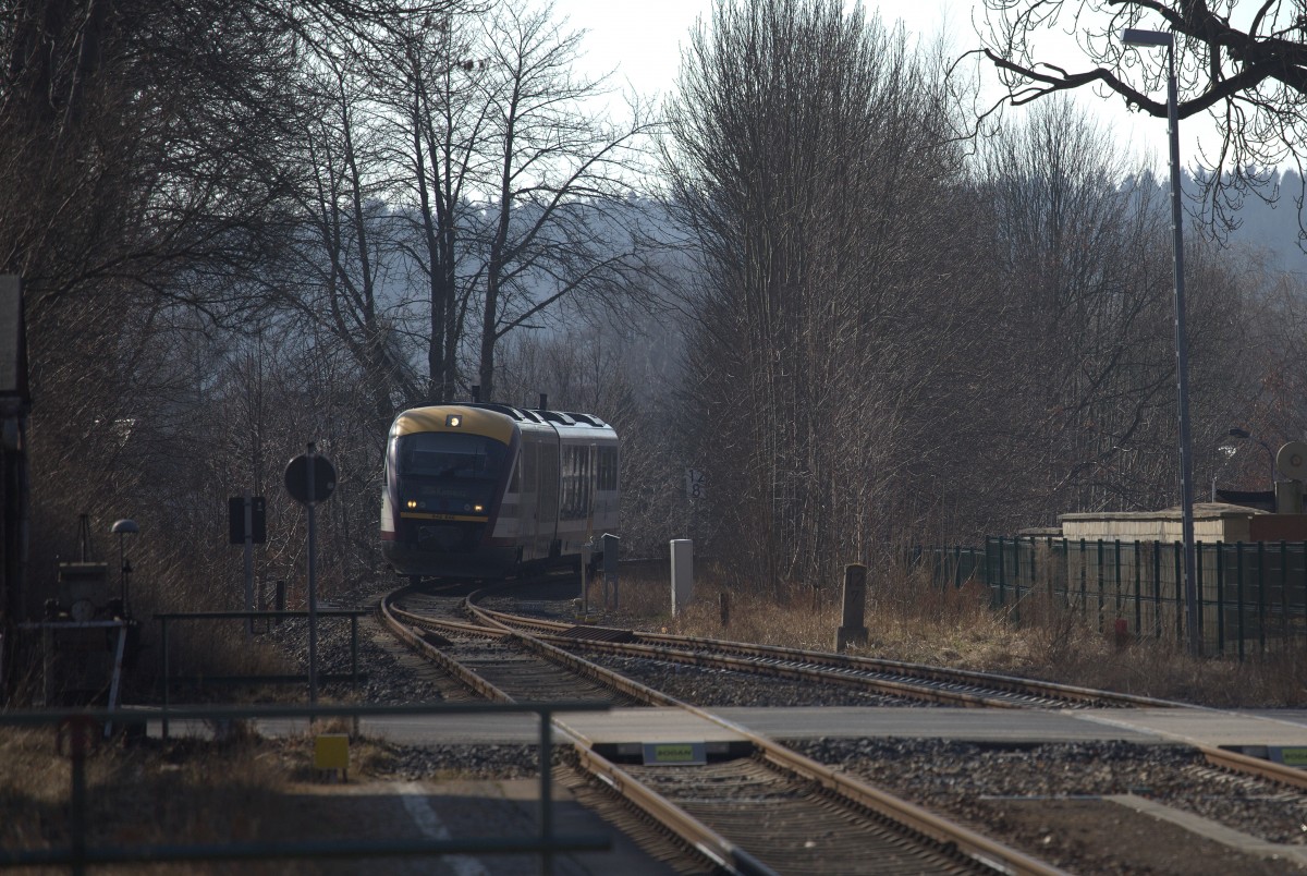 642 346 der SSB  bei der Einfahrt in Pulsnitz.26.02.2015 11:38 Uhr.