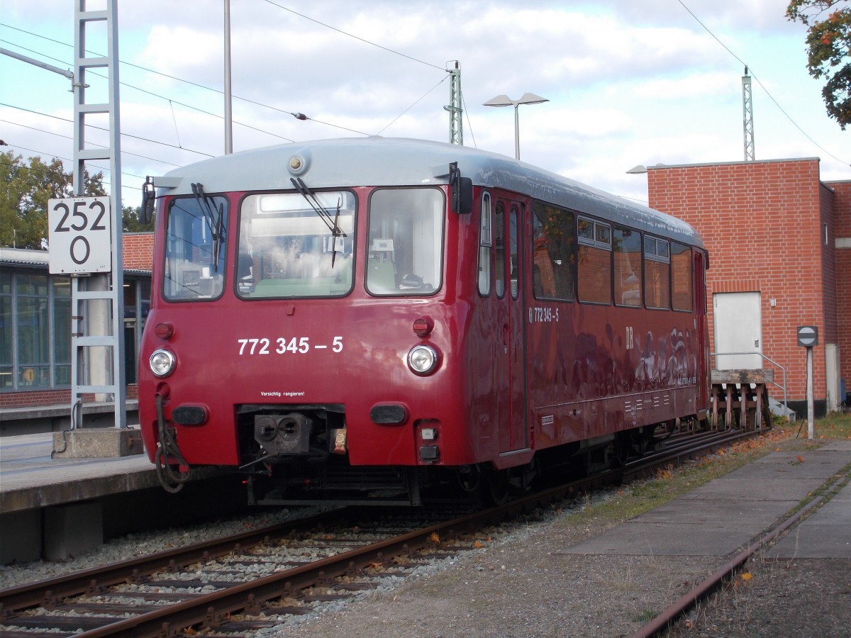 772 345 vor der Abfahrt,am 12.Oktober 2015,in Bergen/R�gen.Bild des Monats Oktober.2015