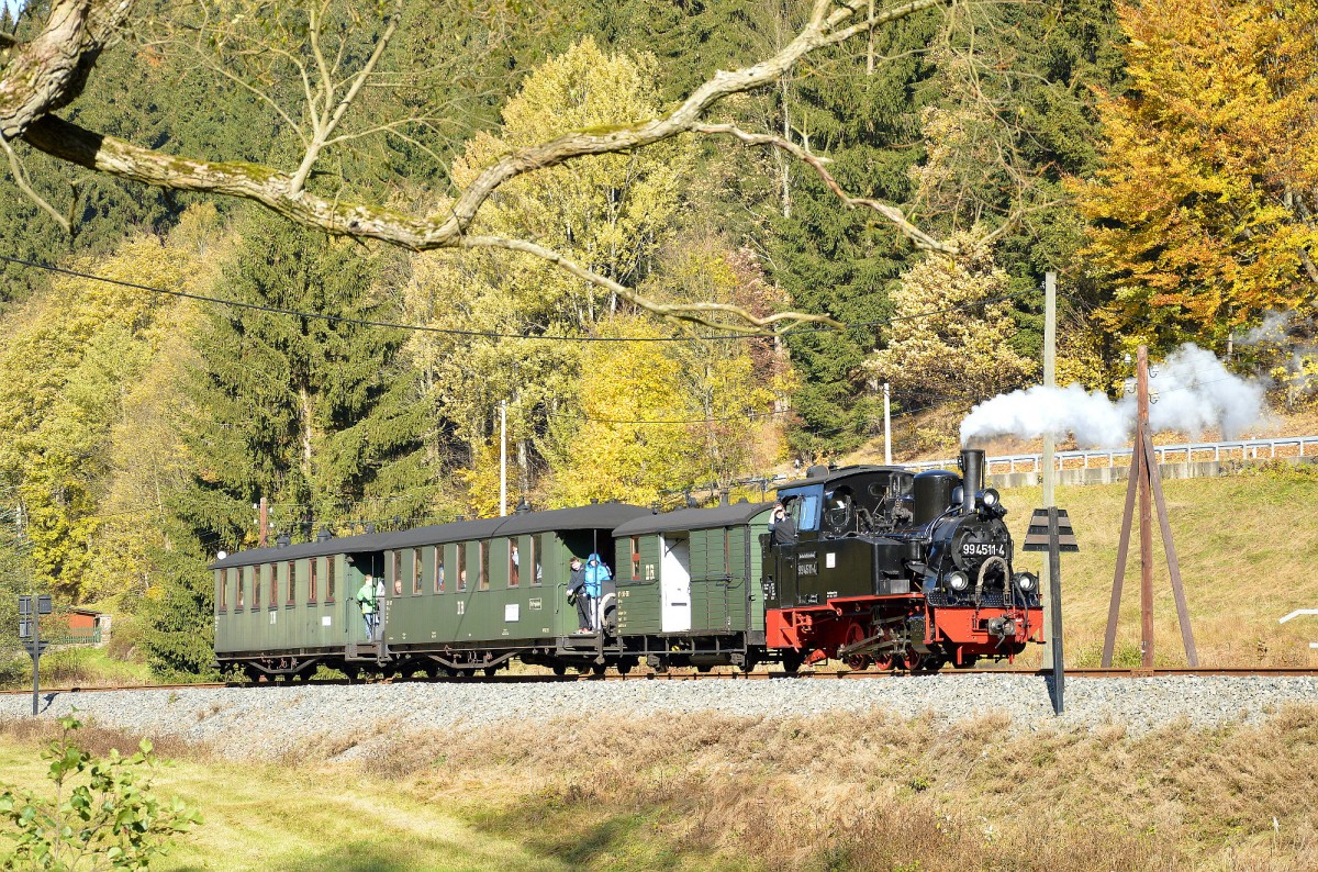 99 4511-4 beim Halt an der Schmalzgruber Trapeztafel am 24.10.2015