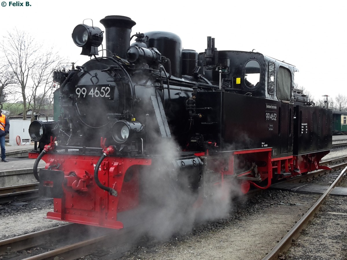 99 4652 der R�BB in Putbus am 15.03.2015